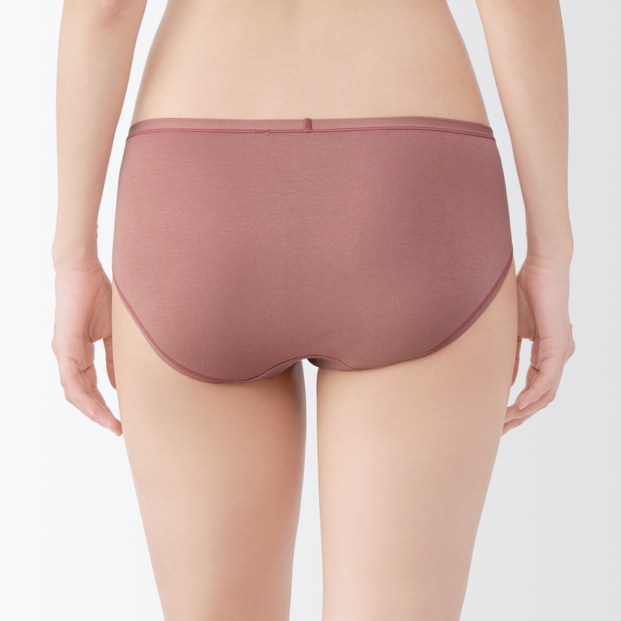 Lyocell Blend Low-Rise Shorts - Image 4
