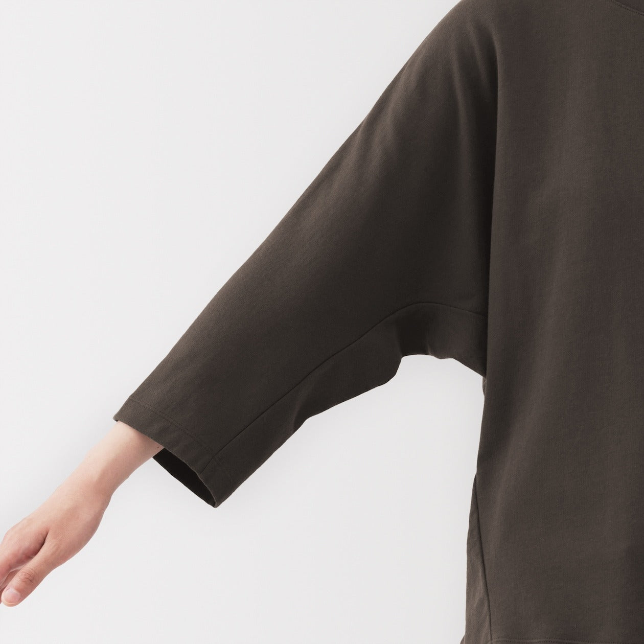 Sweatshirt 3/4 Sleeve Pullover - Image 32