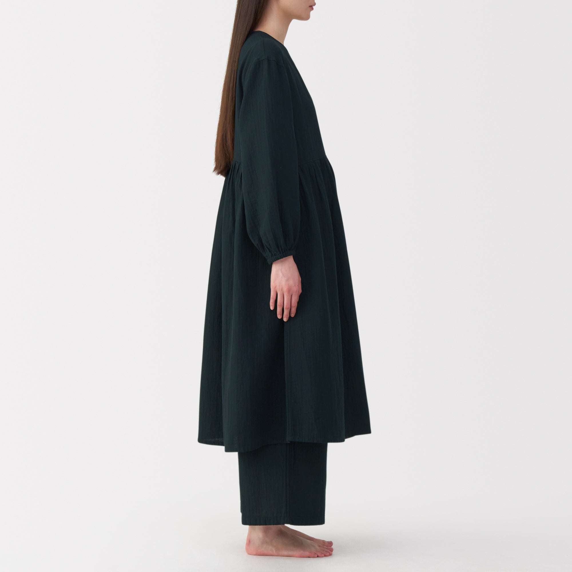 Crepe Gauze Long Cardigan - Image 14