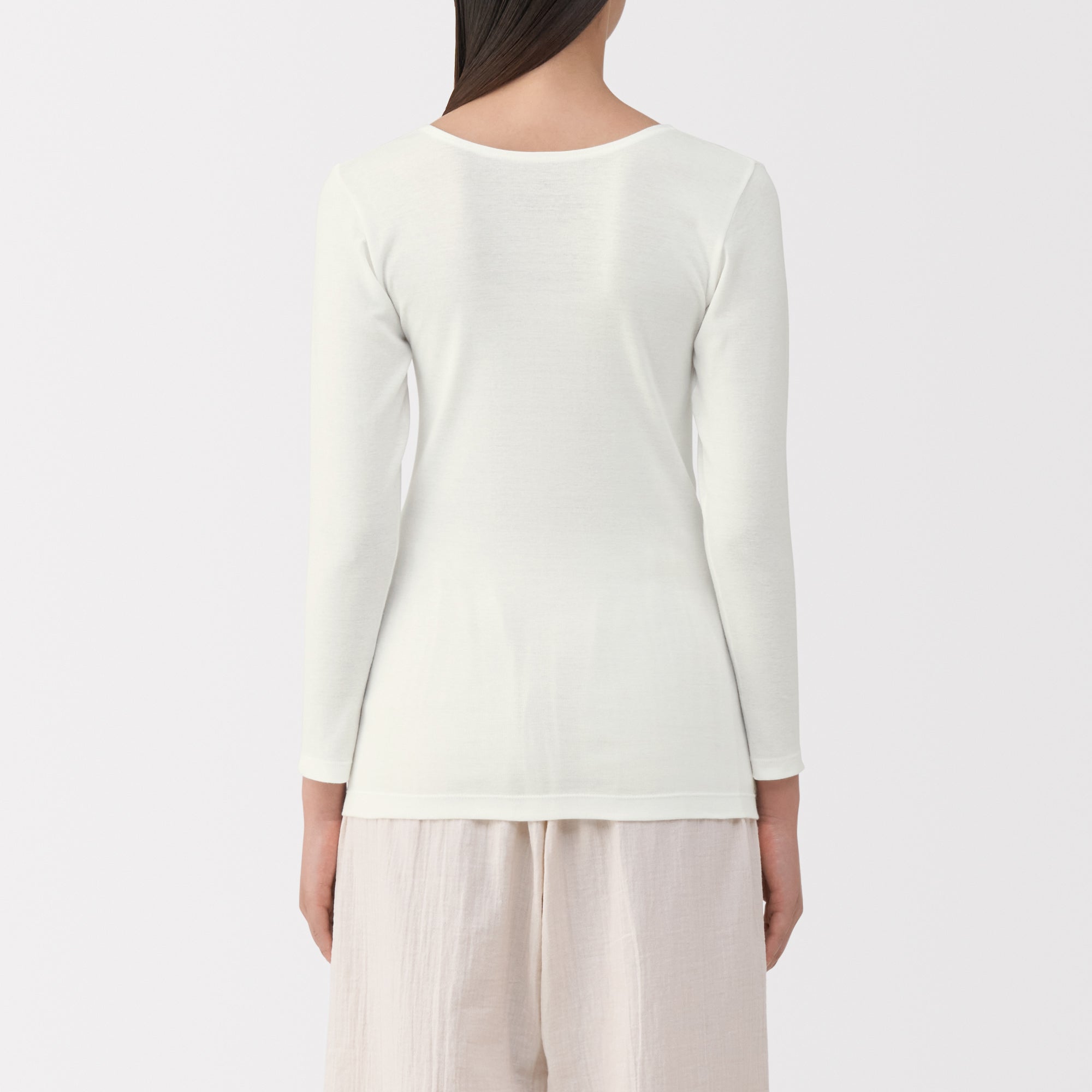 Warm Cotton U-Neck T-Shirt - Image 26