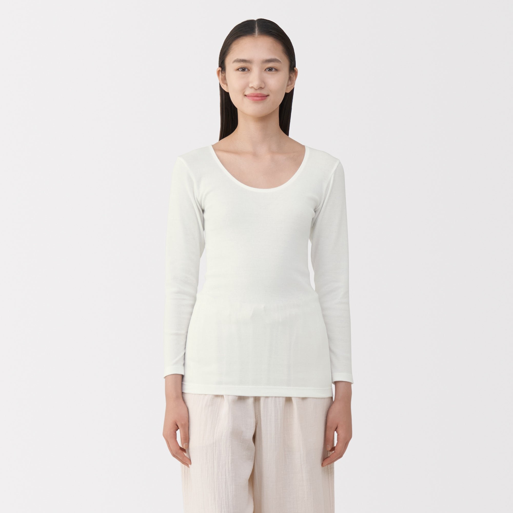Warm Cotton U-Neck T-Shirt - Image 23