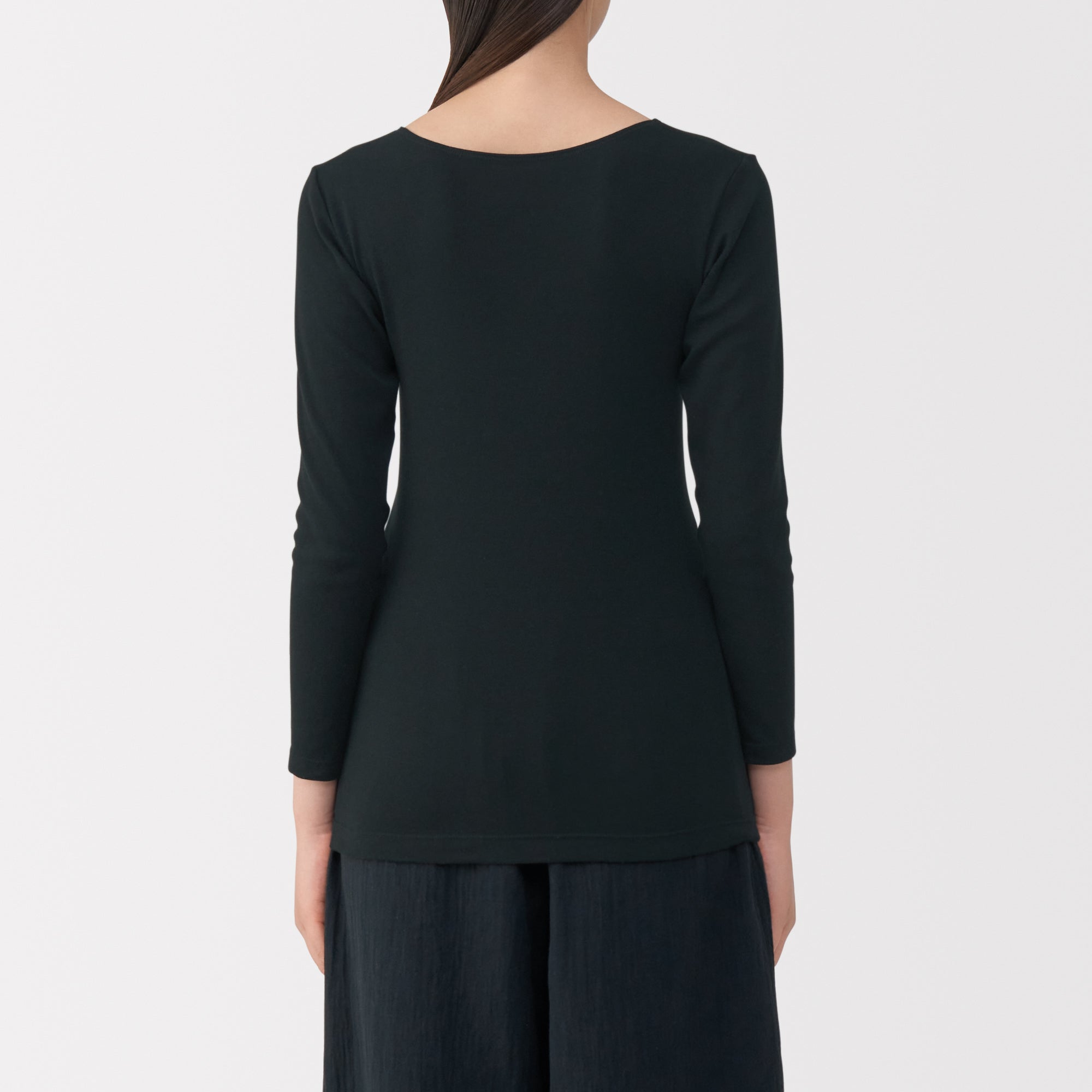 Warm Cotton U-Neck T-Shirt - Image 6