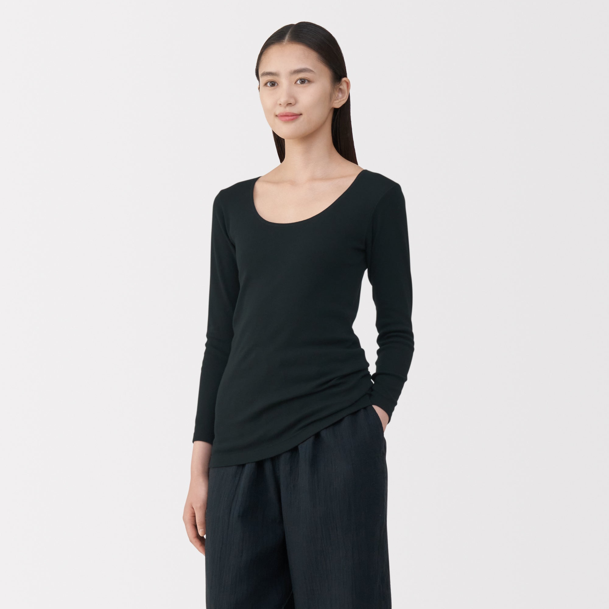 Warm Cotton U-Neck T-Shirt