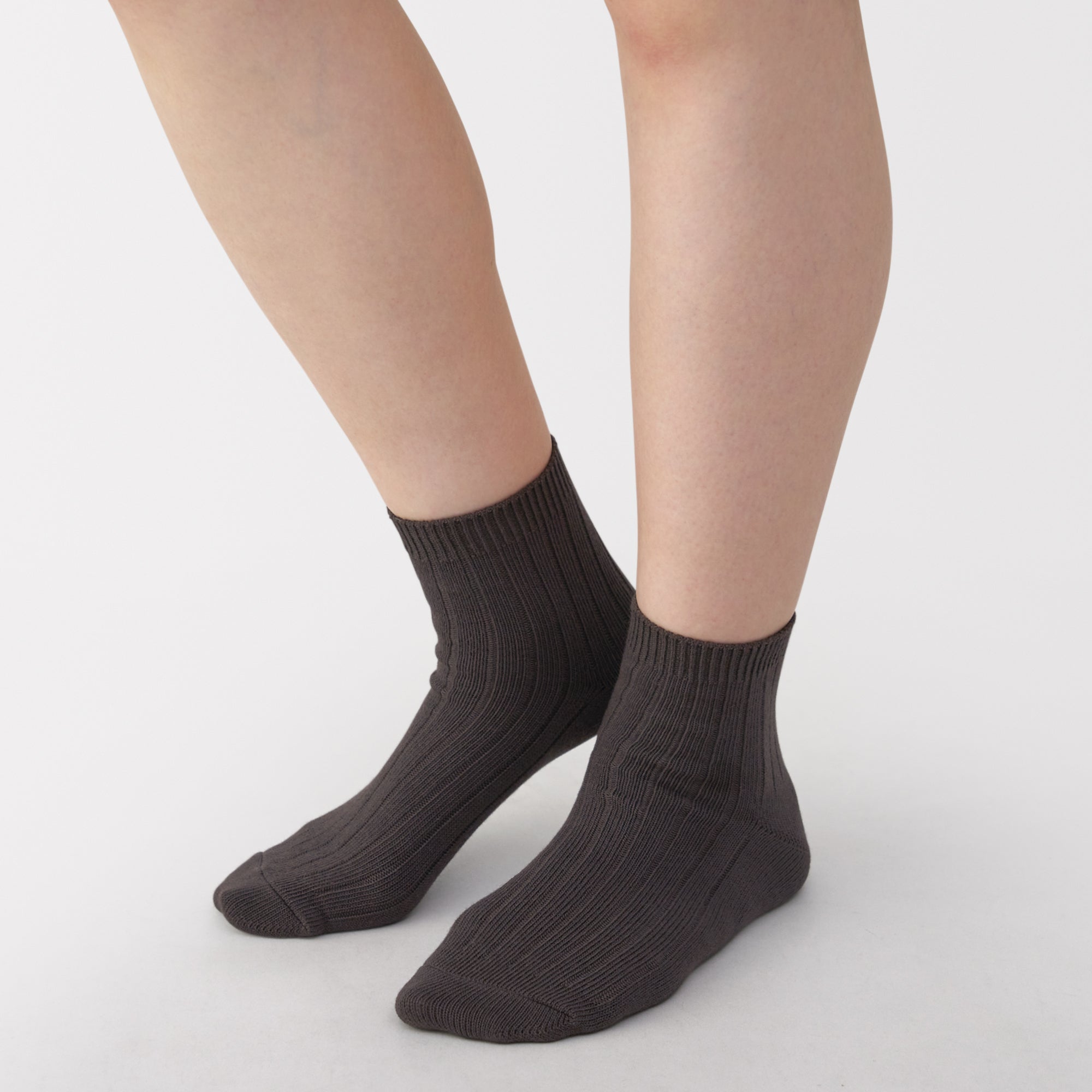 Loose Top Short Socks - Image 7