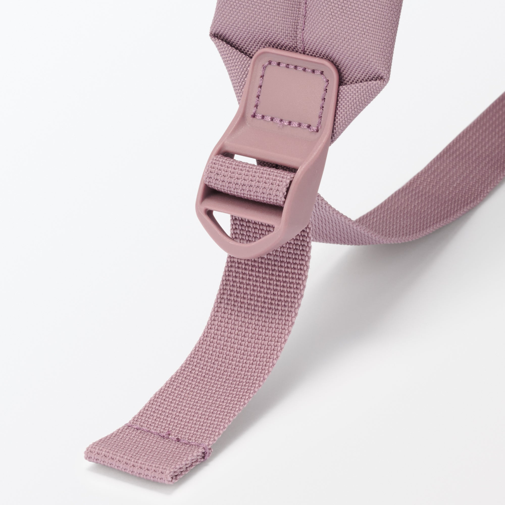 Less Tiring Water Repellent Backpack - Image 9