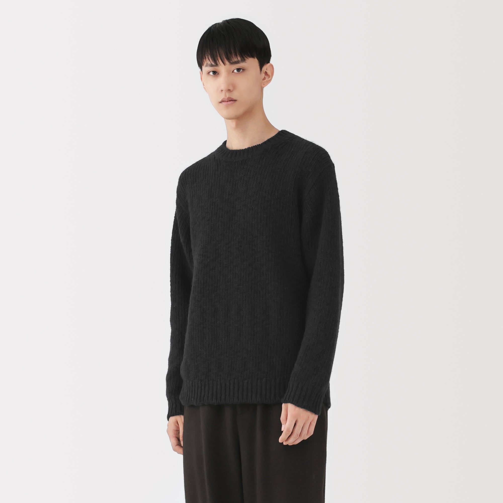 Labo Merino Wool Low-Gauge Sweater - Image 10