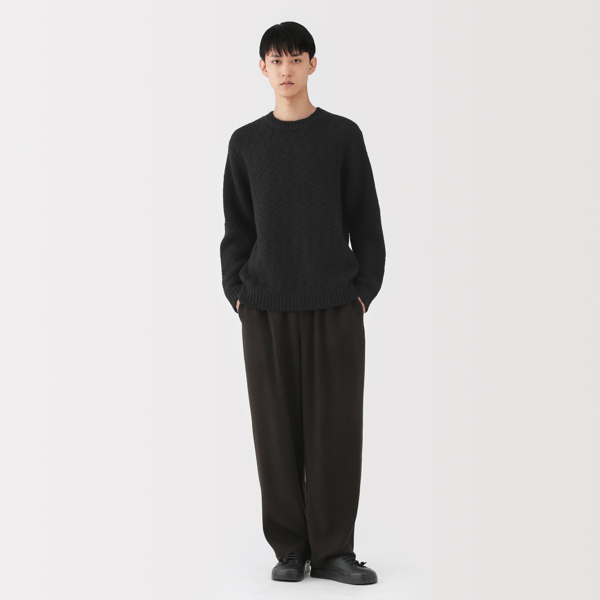 Labo Merino Wool Low-Gauge Sweater - Image 9