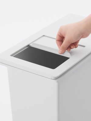 Polypropylene Lid for Dust Bin With Sliding Window