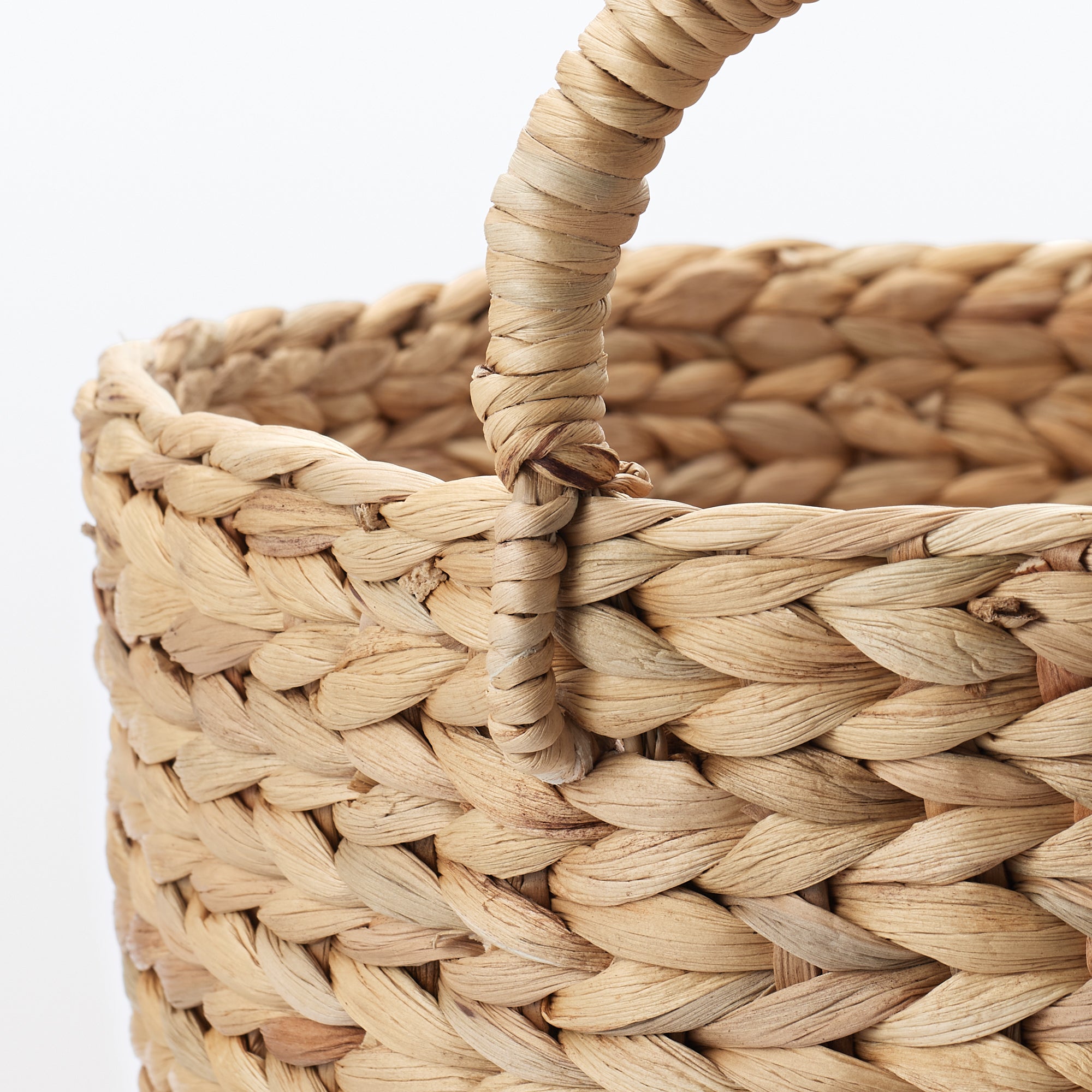 Water Hyacinth Basket with Handles - Round - Large Dia. 17.7 x H15.7 - Image 6