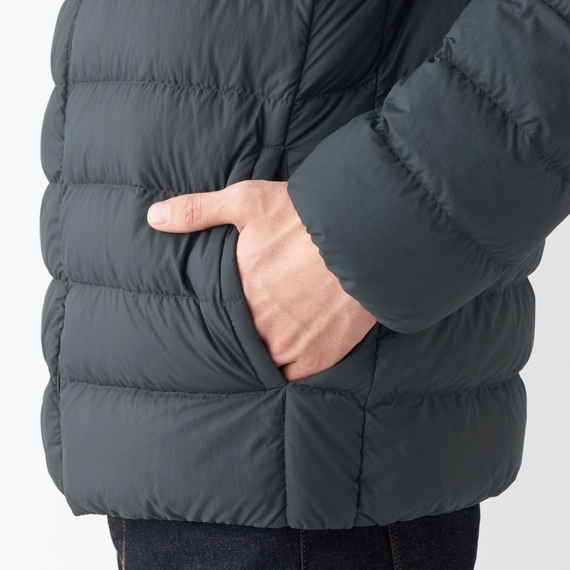 Men's Recycled Nylon Lightweight Down Jacket - Image 18