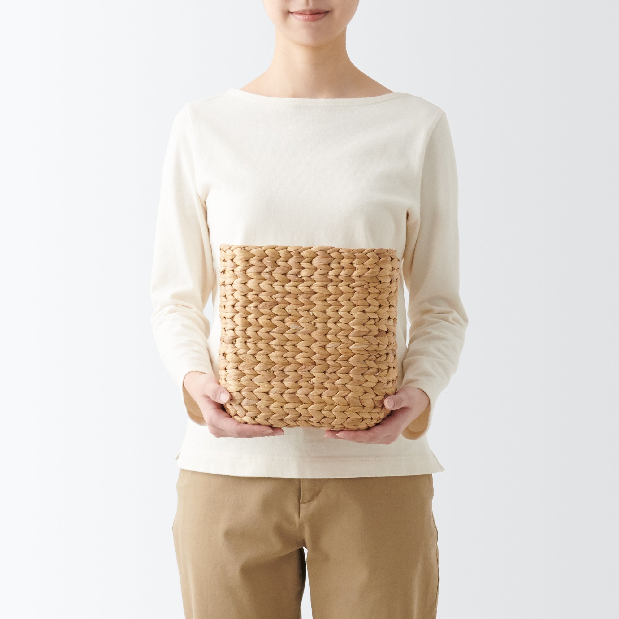 Water Hyacinth Basket - Rectangle - Large Half W6.7 x D9.1 x H9.4 - Image 2