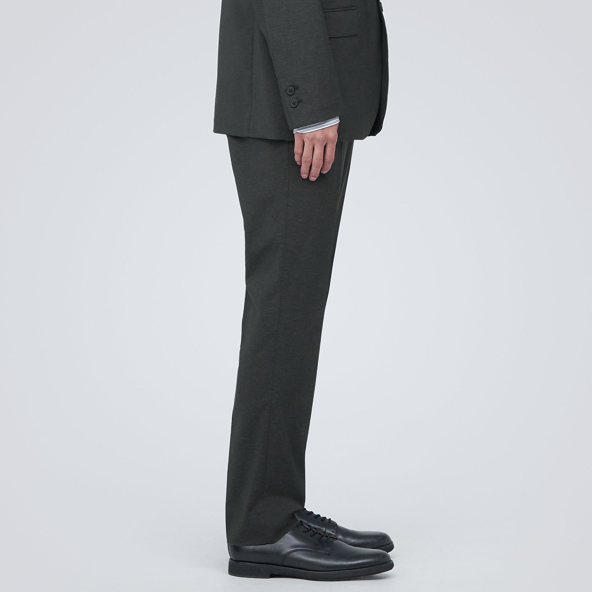 Men's Easy Care Stretch No Tuck Pants - Image 15