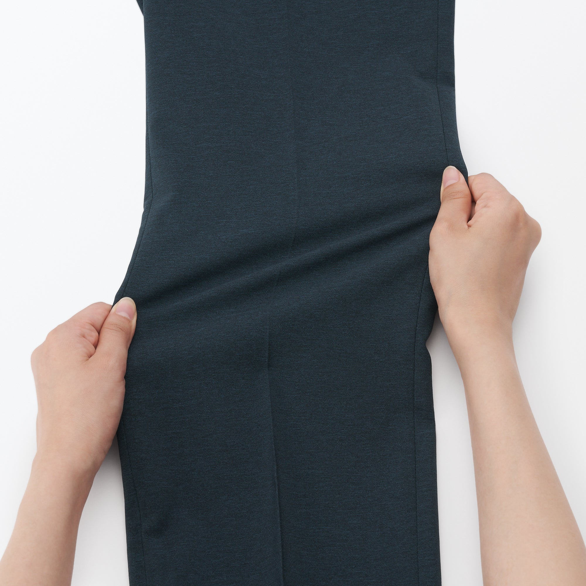 Men's Easy Care Stretch No Tuck Pants - Image 20