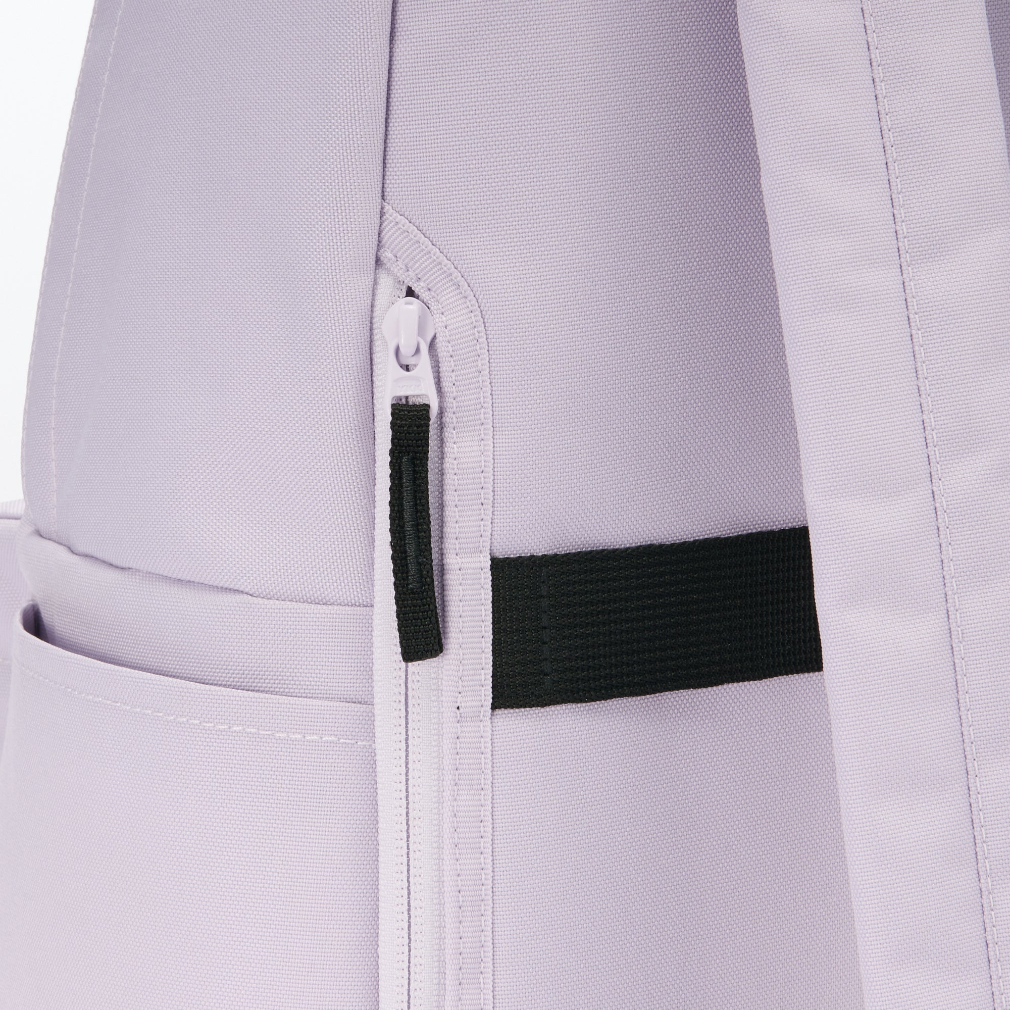 Less Tiring Water Repellent Backpack - Image 8