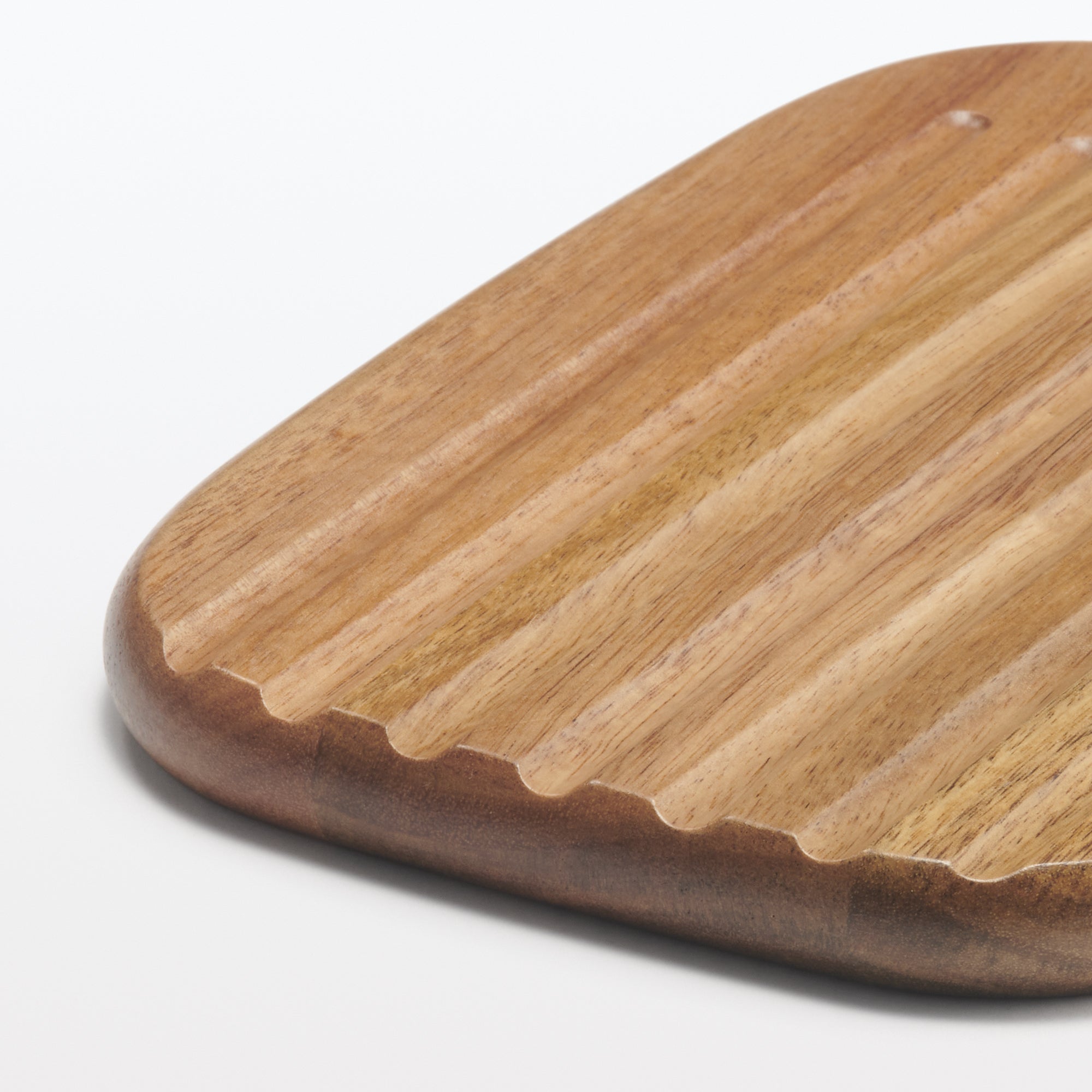 Acacia Double-Sided Cutting Board with Handle - Small - Image 5