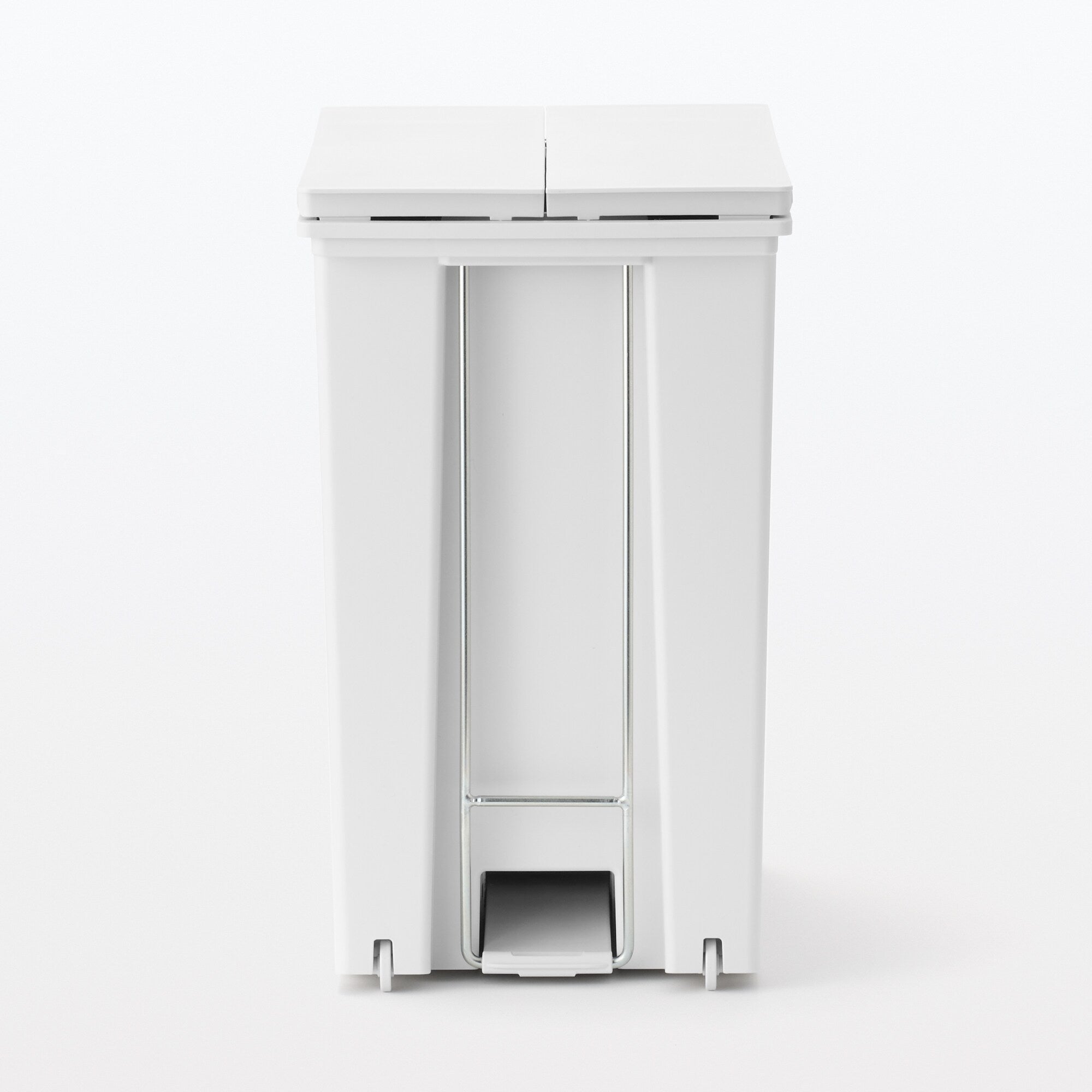 Polypropylene Pedal Dust Bin with Double-Hinged Lid - 5.6 gal - Image 5