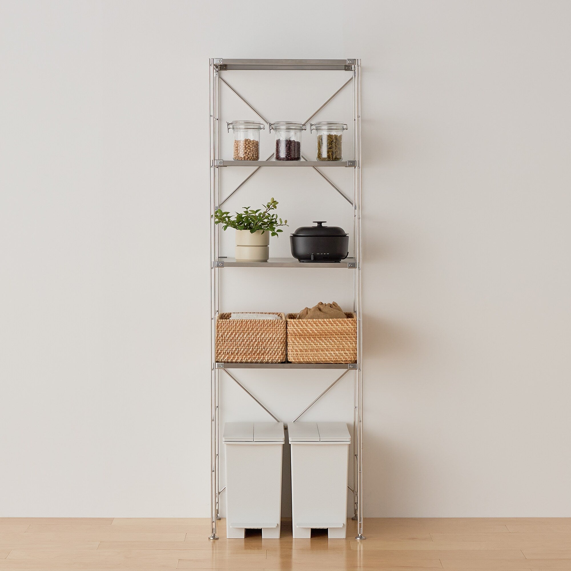 Polypropylene Pedal Dust Bin with Double-Hinged Lid - 5.6 gal - Image 11