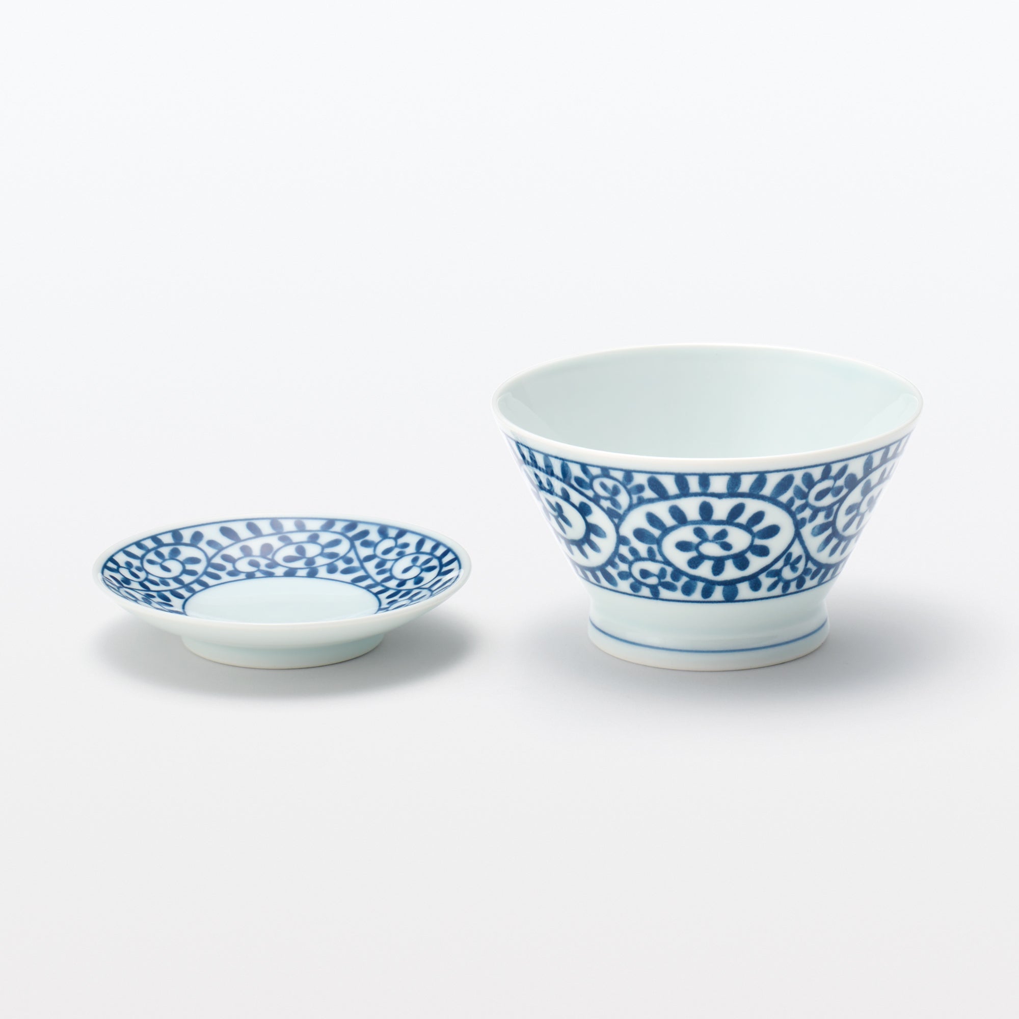 Hasami Ware Rice Bowl - Arabesque Pattern - Small - Image 9