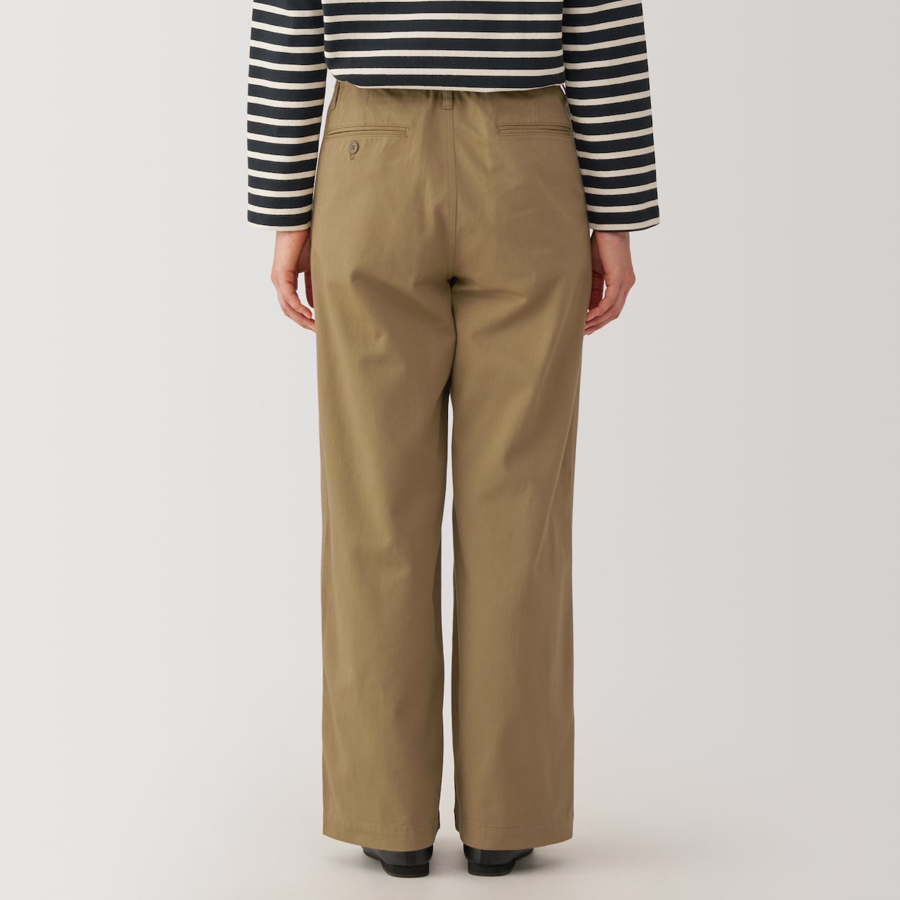Women's Slub Yarn Chino Darted Wide Pants - Image 15