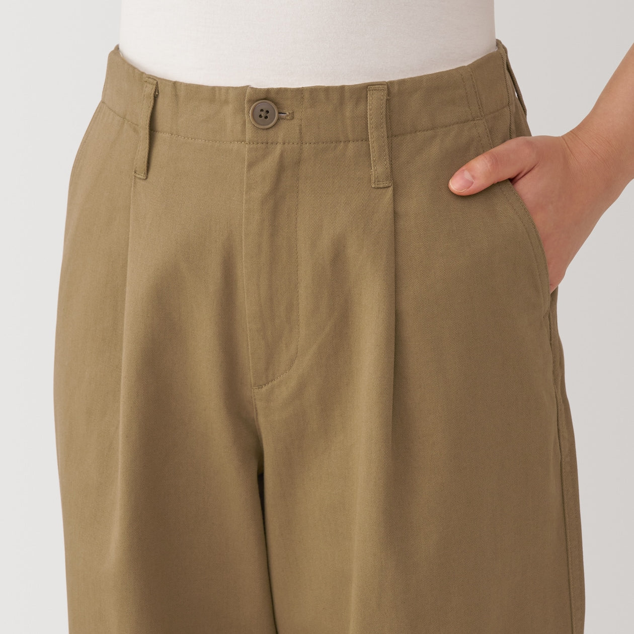 Women's Slub Yarn Chino Darted Wide Pants - Image 16