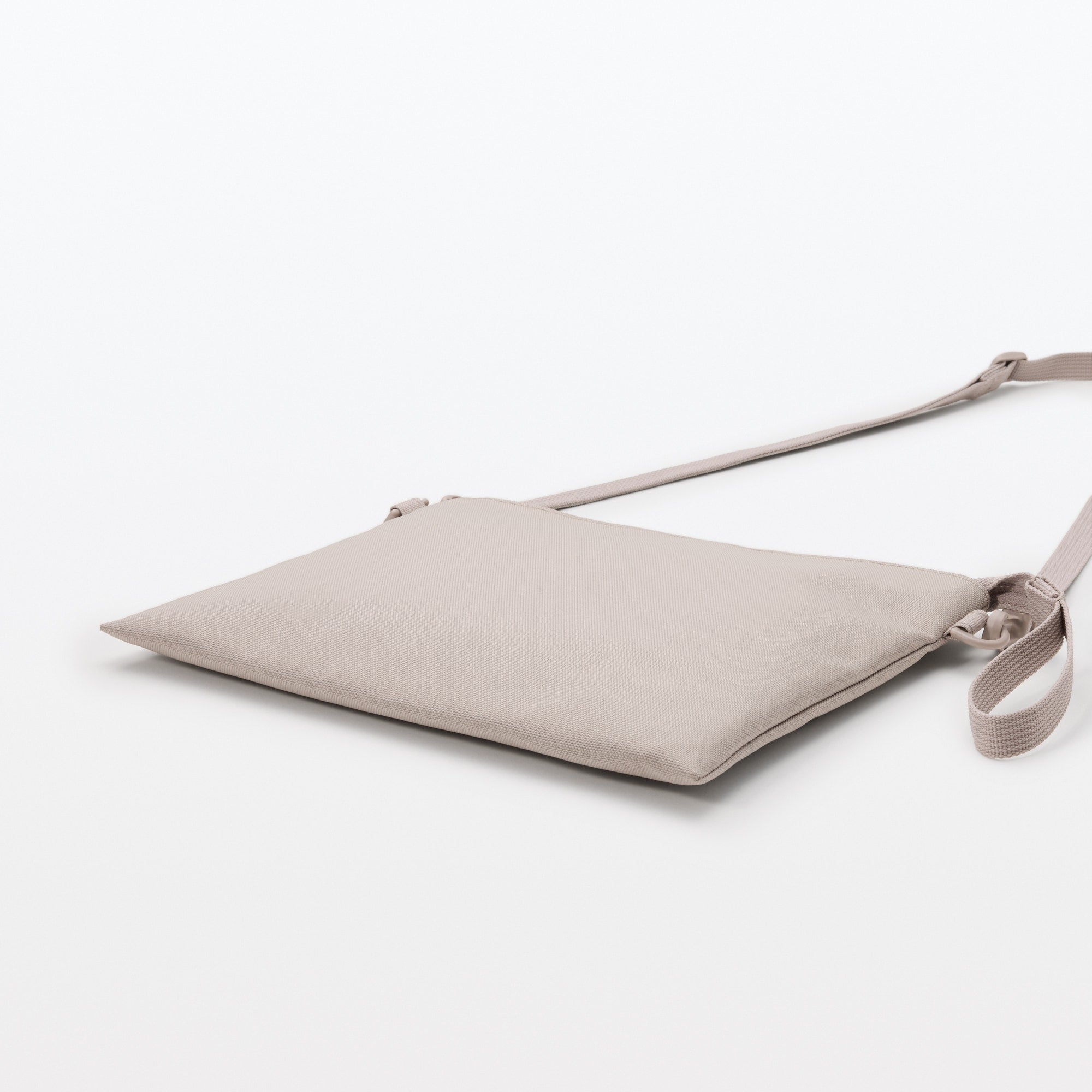 2-Way Water Repellent Sacoche - Image 24