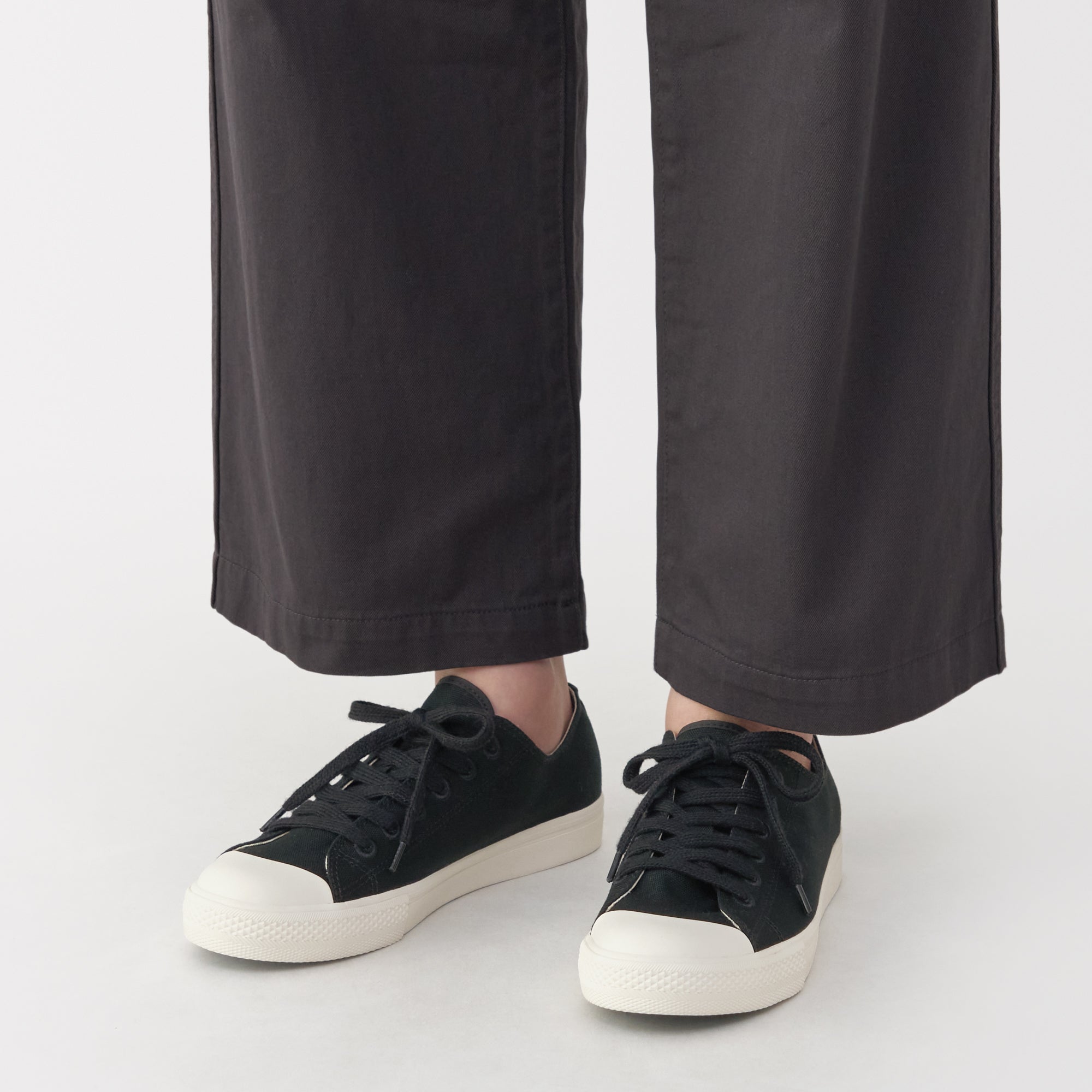 Less Tiring Sneakers Black - Image 11