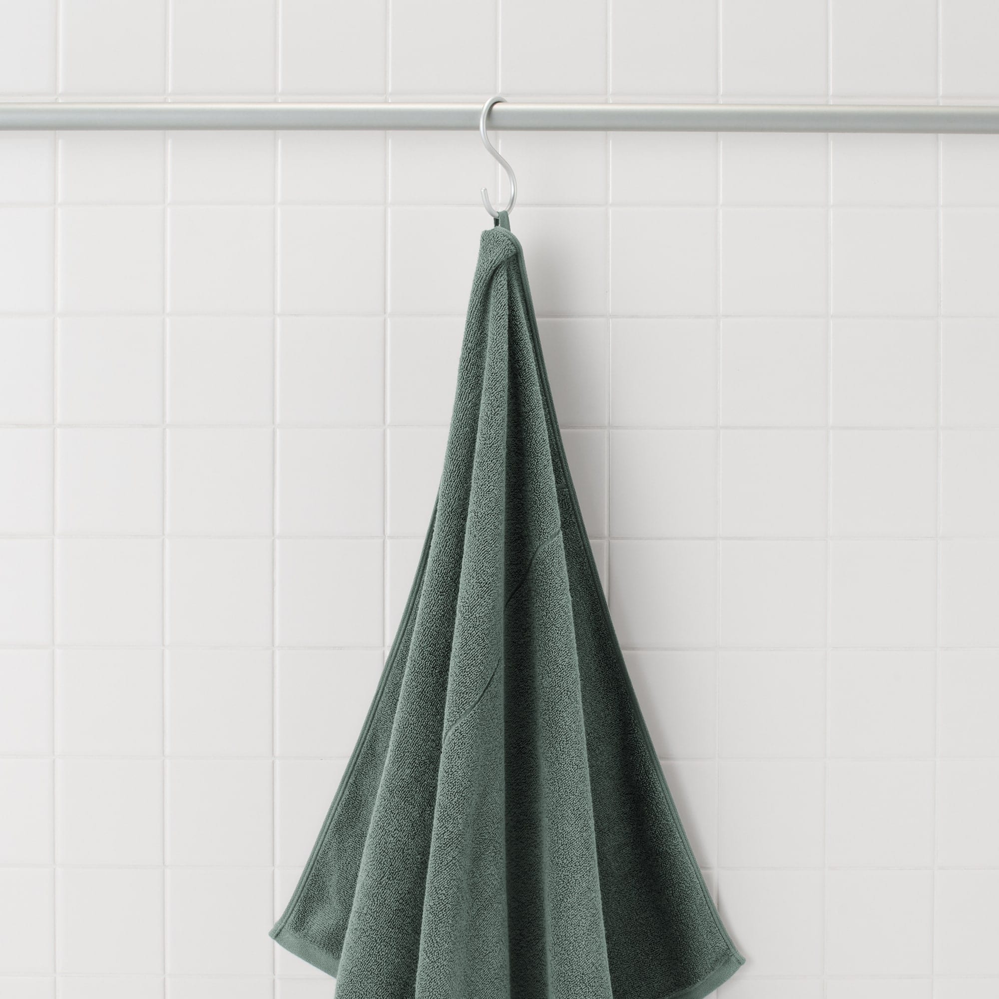 Twin Pile Bath Towel with Loop - Image 2
