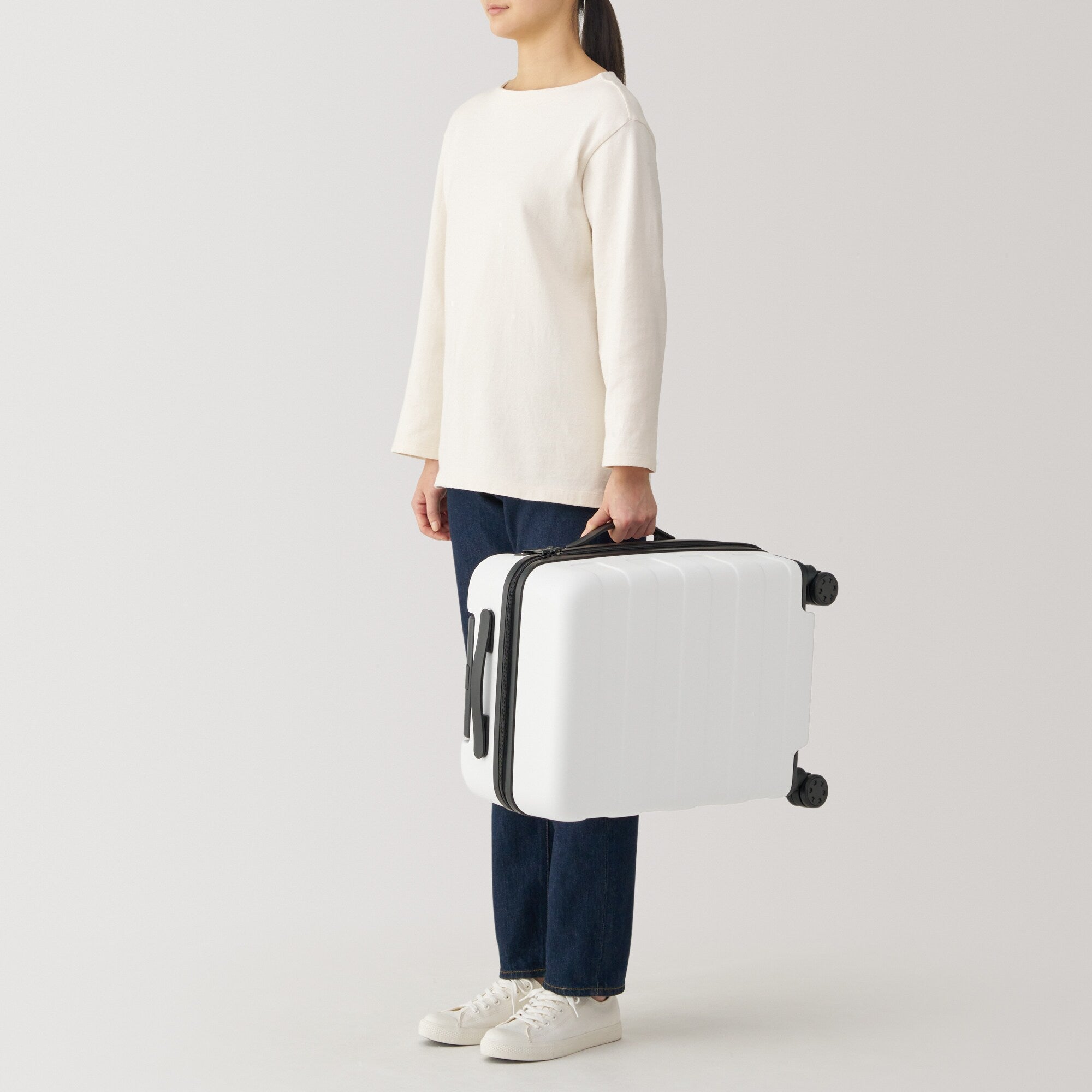 Adjustable Handle Hard Shell Suitcase 36L | Carry-On - Image 19