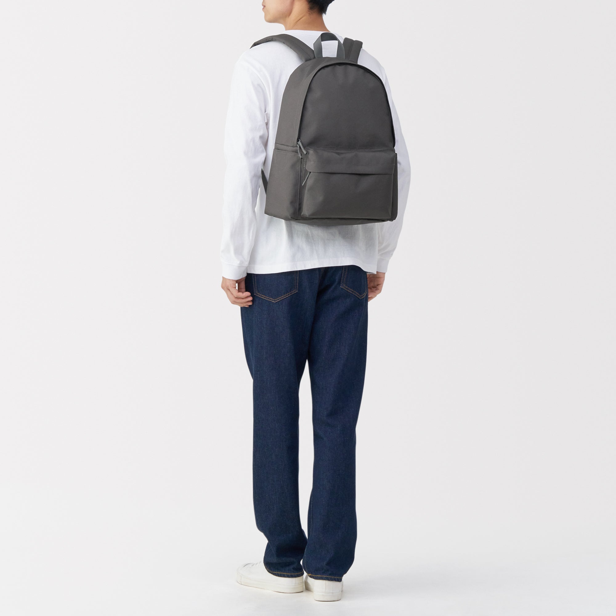 Less Tiring Water Repellent Backpack - Image 25