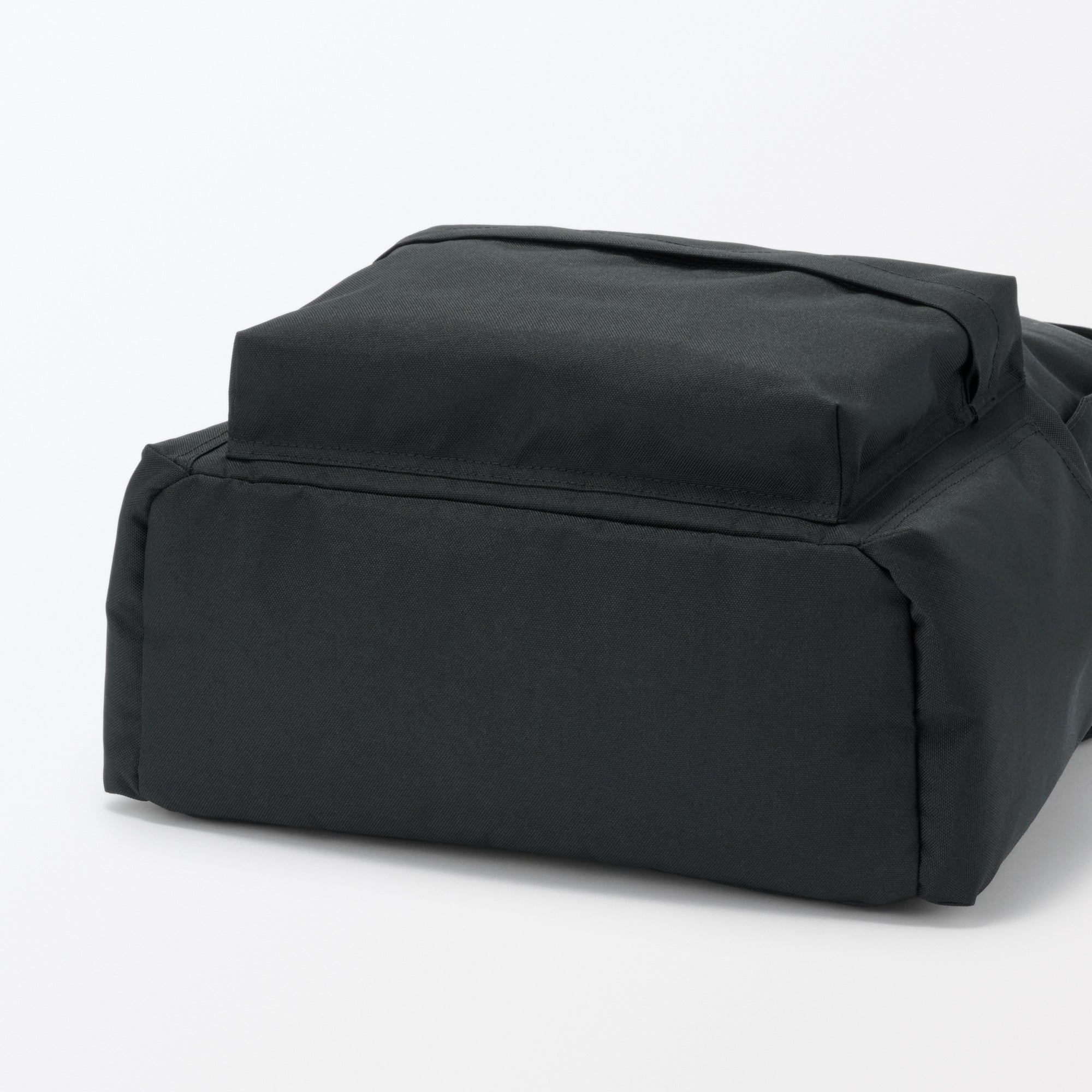 Less Tiring Water Repellent Backpack - Image 33