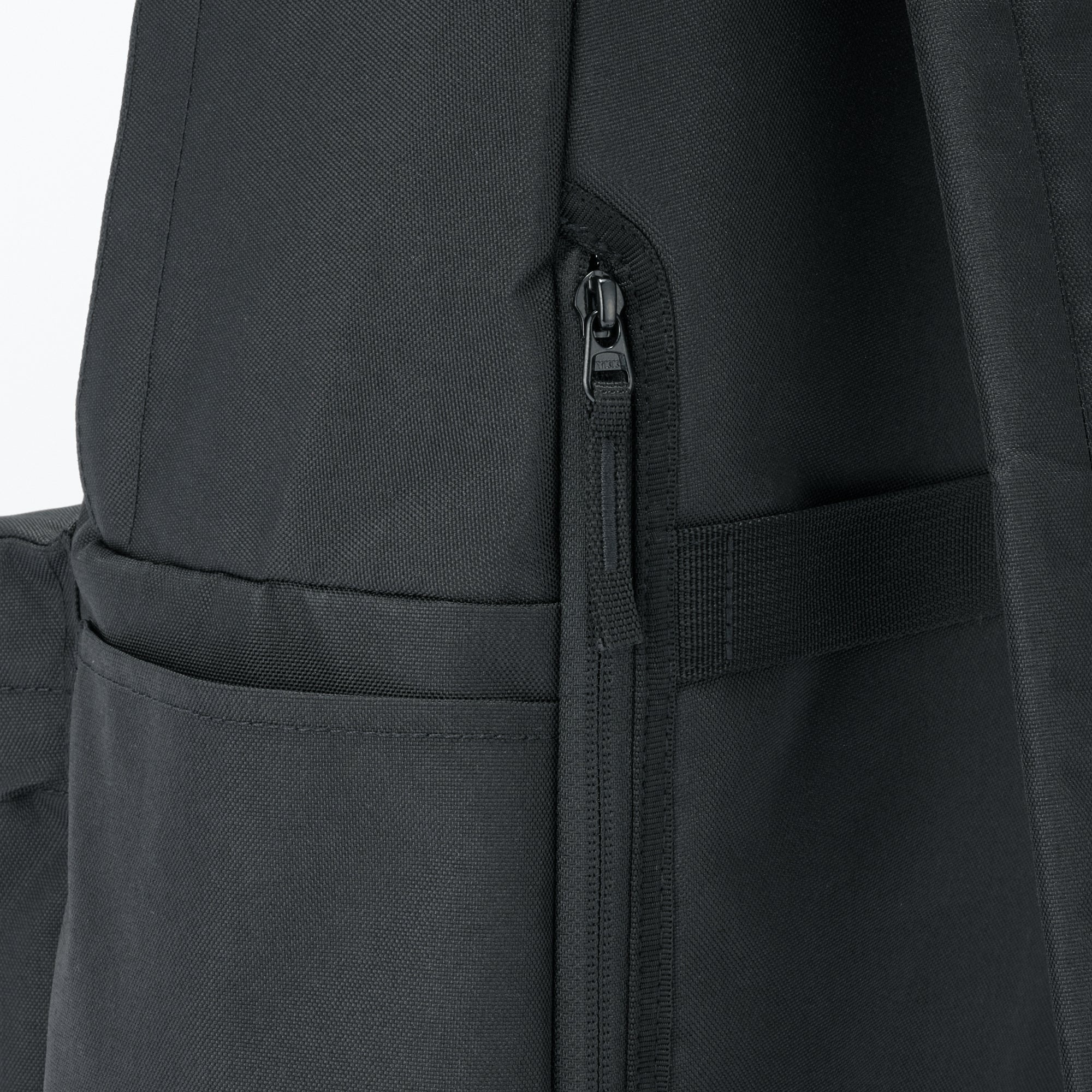 Less Tiring Water Repellent Backpack - Image 36