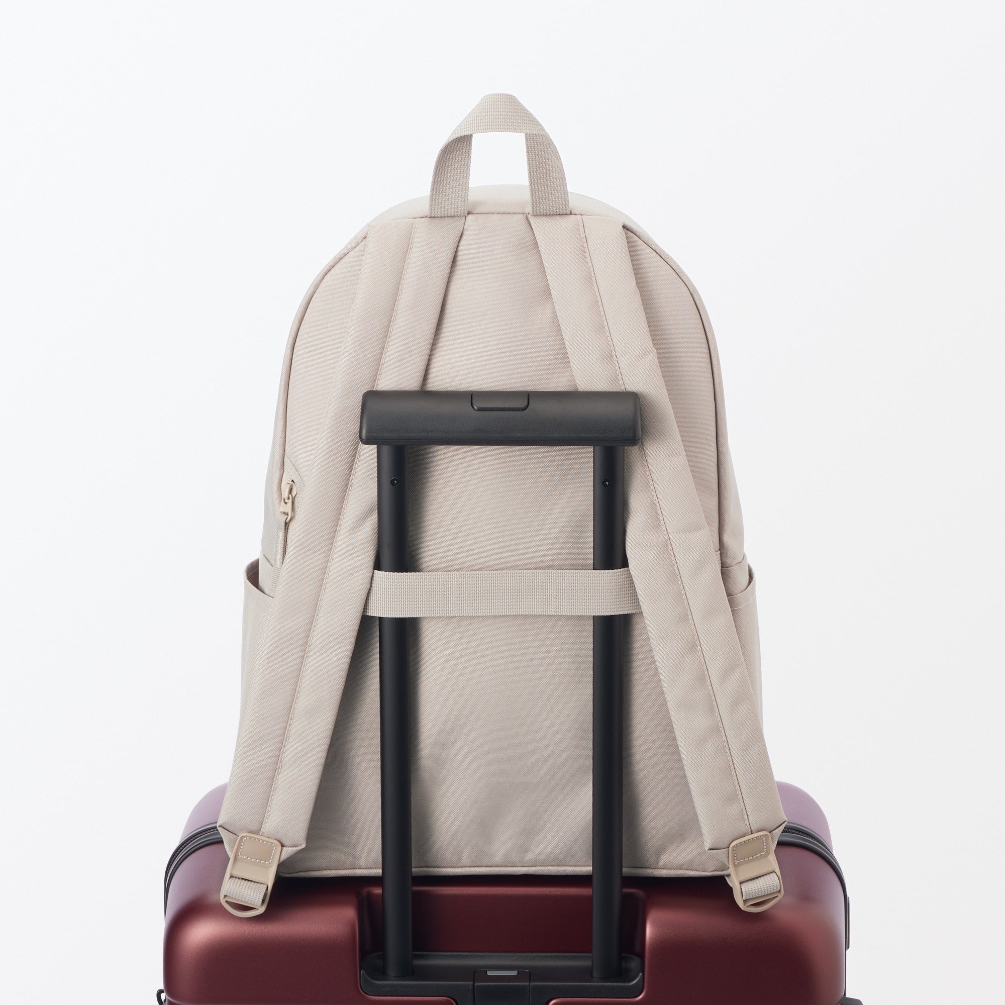 Less Tiring Water Repellent Backpack - Image 59