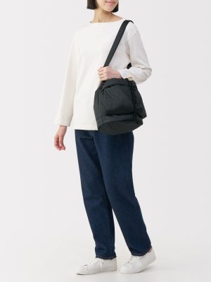 Water Repellent Padded Drawstring Bag